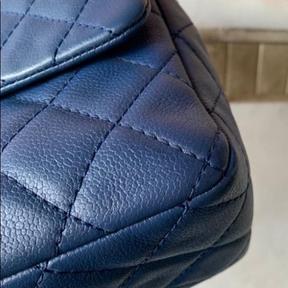Sold! ❤️Authentic Chanel classic jumbo single flap caviar - Picture 7 of 10